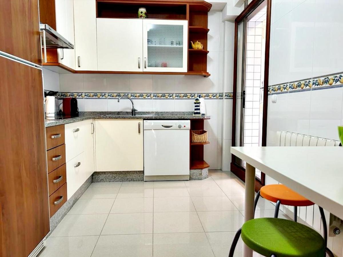 Holibai, Chulina, Cerca De La Playa, Con Piscina Y Parking Apartment Baiona Luaran gambar